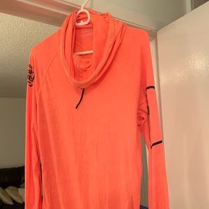 Reebok long sleeve light weight pull over